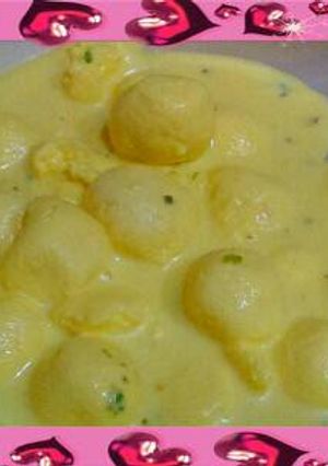 A picture of Ras malai.
