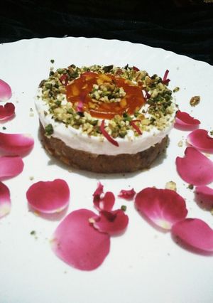 A picture of Falhari praline khoya cake.