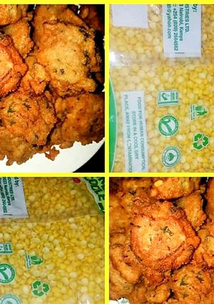 A picture of Bhajia,Pakora's, lentils(Moong Dal).