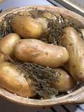 Pommes de terre au diable à l'ail et au thym