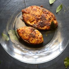 A picture of Curry Leaves Flavored Fish Fry.