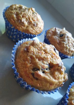 Una foto de Muffins de zanahoria con pasa y nueces 🥕🌰