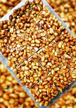A picture of Peanut chikki.