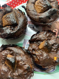 Una foto de Magdalenas de chocolate con cacahuete