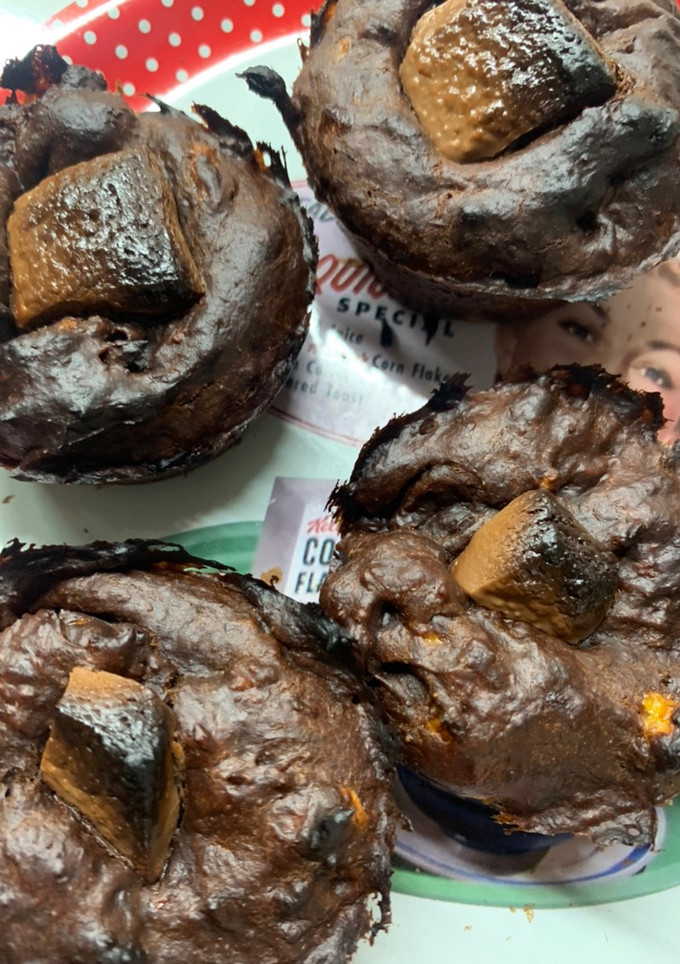 Una foto de Magdalenas de chocolate con cacahuete