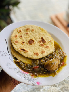 A picture of Roti.