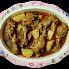 A picture of Aalo Chicken.