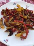 Poivrons bicolores marinés cumin, ail et coriandre à la plancha