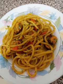 Una foto de Pasta fresca bigoli con mejillones