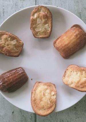 Une photo de Madeleines aux pommes 🍎