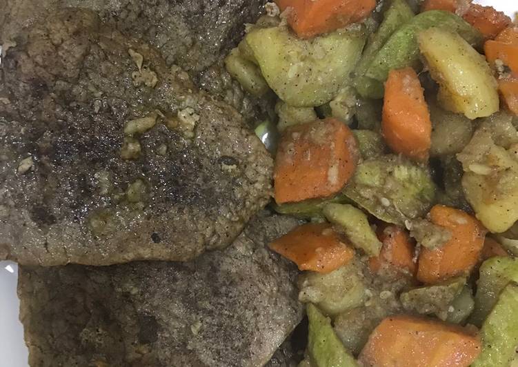 ستيك لحم (بفتيك) مع خضار مطبوخة😋