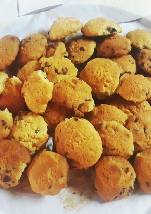 Una foto de Cookies con chispas de chocolate🍫🍫