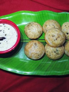 रवा अप्पे (Rava Appe Recipe In Marathi) रेसिपी चे मुख्य फोटो