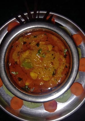 A picture of Capsicum and Corn ki sabzi.