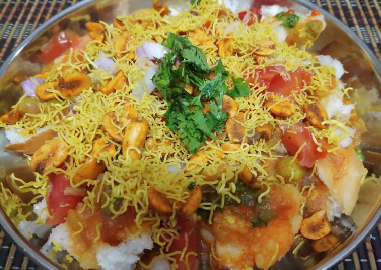 Steps to Prepare Any-night-of-the-week Pav Ragada pattice