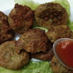A picture of Green Peas And Mint Tikkis.