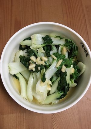 蒜炒奶油白菜 的食譜成品照片