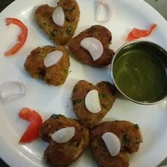 A picture of Left over rice Cutlets.