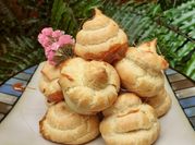 Una foto de crema pastelera de limón
