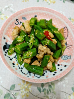秋葵炒雞丁 的食譜成品照片