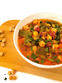 Foto principal de Guiso de garbanzos con verduras