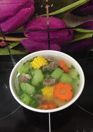 Hình của món Canh su su hầm thịt.