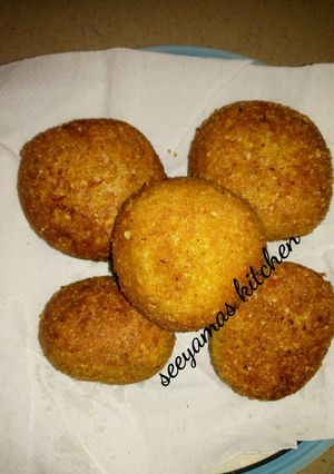 A picture of Savoury doughnut.