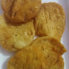 Wheat Papdi A picture of Wheat Papdi.
