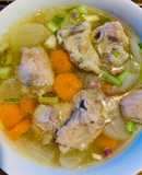 Canh củ cải trắng cà rốt sườn non