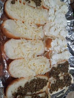 صورة لوصفة جارليك بريد وزعتر