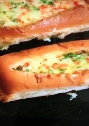 A picture of Stuffed egg buns.