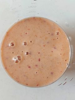 Sárgabarackos-banános-cseresznyés smoothie 🍑🍌🍒 recept fotója