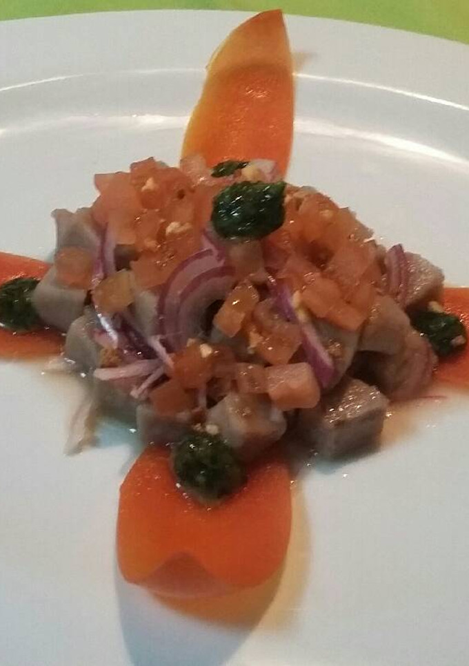 Una foto de Flor ceviche de atún