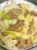 高麗菜炒肉片