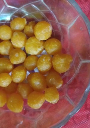 मीठी बूंदी (meethi boondi recipe in Hindi) रेसिपी मुख्य फोटो