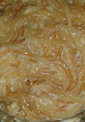 सेवइयां खीर (Sevai kheer recipe in Hindi) रेसिपी मुख्य फोटो