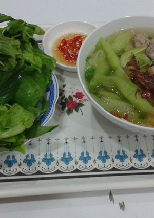 Hình của món Bún mọc sườn non dọc mùng.