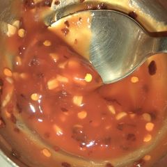 A picture of Instant pizza sauce.