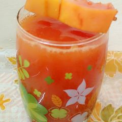 Papaya juice A picture of Papaya juice.