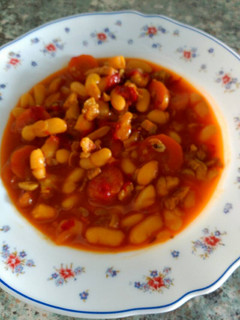 Una foto de Habichuelas con rabo de cerdo