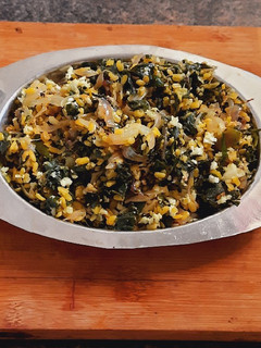சிகப்பு பொன்னாங்கண்ணி கீரை பொரியல்(ponnangkanni keerai poriyal recipe in tamil) செய்முறை முக்கிய புகைப்படம்