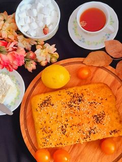 عکسی از دستور نان ماست بدون خمیرمایه🥖🍞