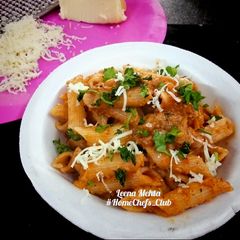 A picture of Penne Amritsari.