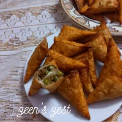 A picture of Lamb Mince Samosas with Switz.
