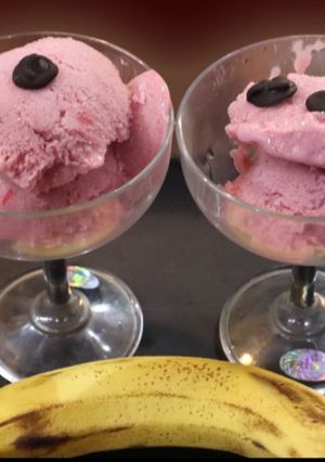 A picture of Banana Ice cream.
