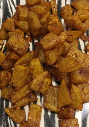 Una foto de Patatas al ajillo