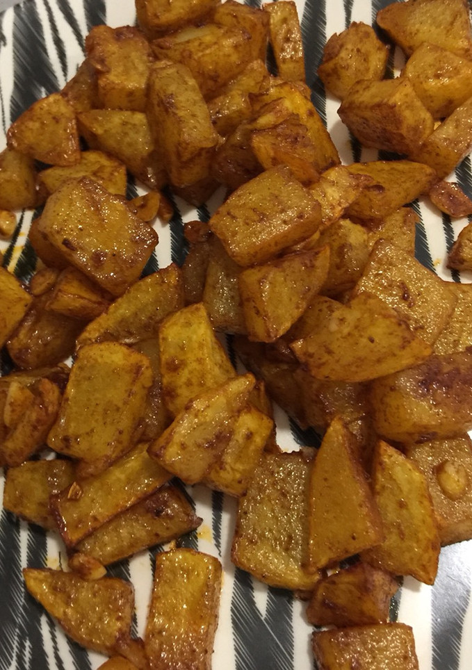 Una foto de Patatas al ajillo