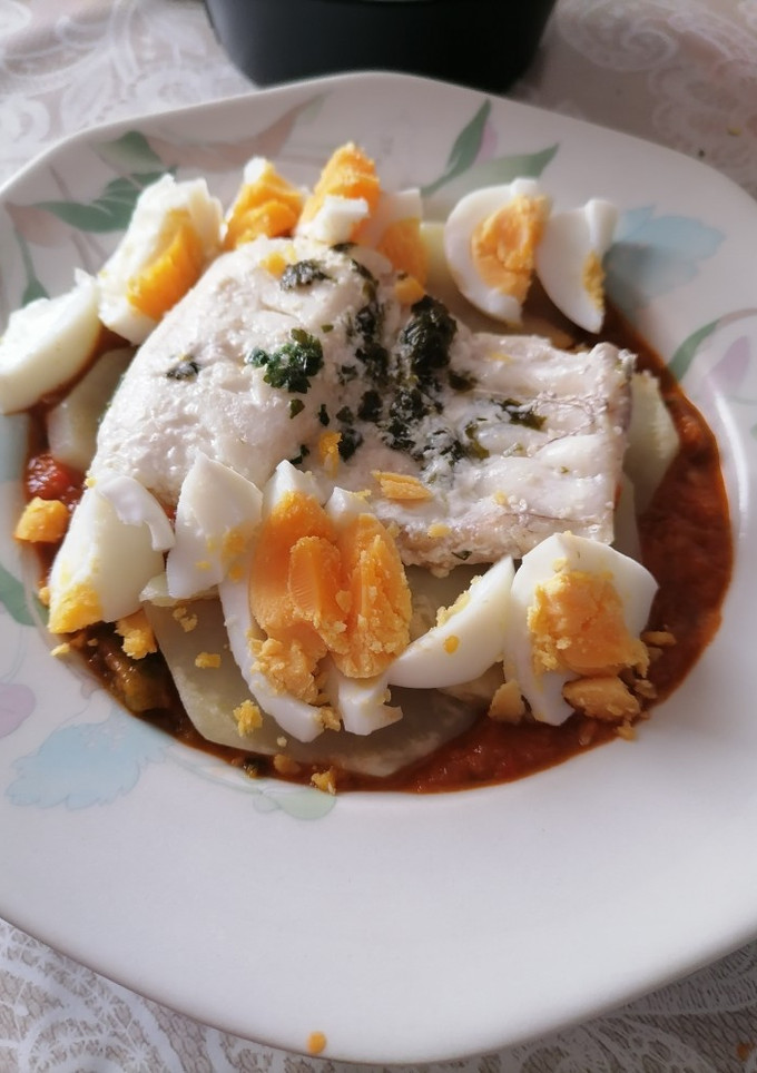 Foto principal de Menú completo: pisto y lubina con patatas y huevos (Thermomix)