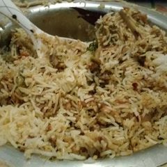 A picture of Chicken Dum Biryani.