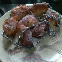 A picture of Carrot pudding empanada.